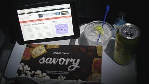 Food and fun party on a United 787-9