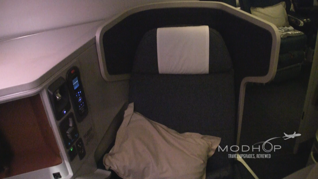 Our Cathay Pacific Business Class review shows off the seat's custom features.