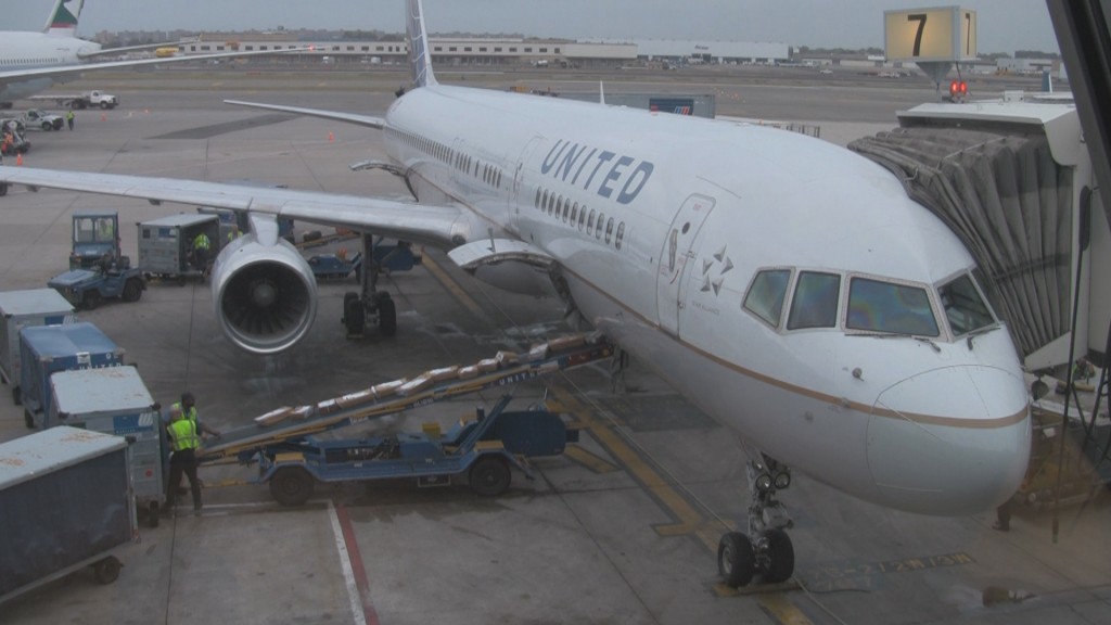 United Airlines 757
