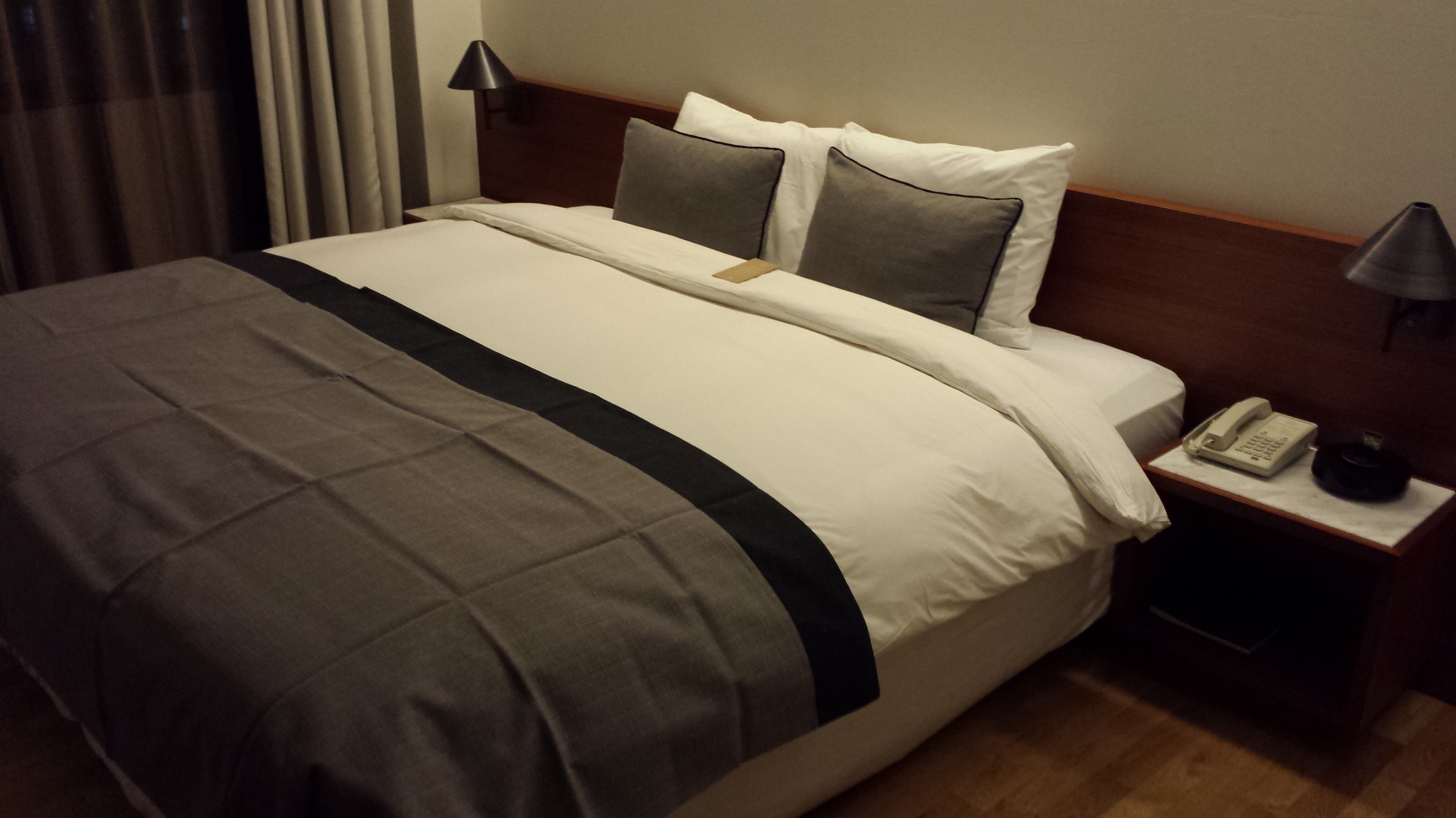 King Bed - Superior Room Hotel Shin Shin