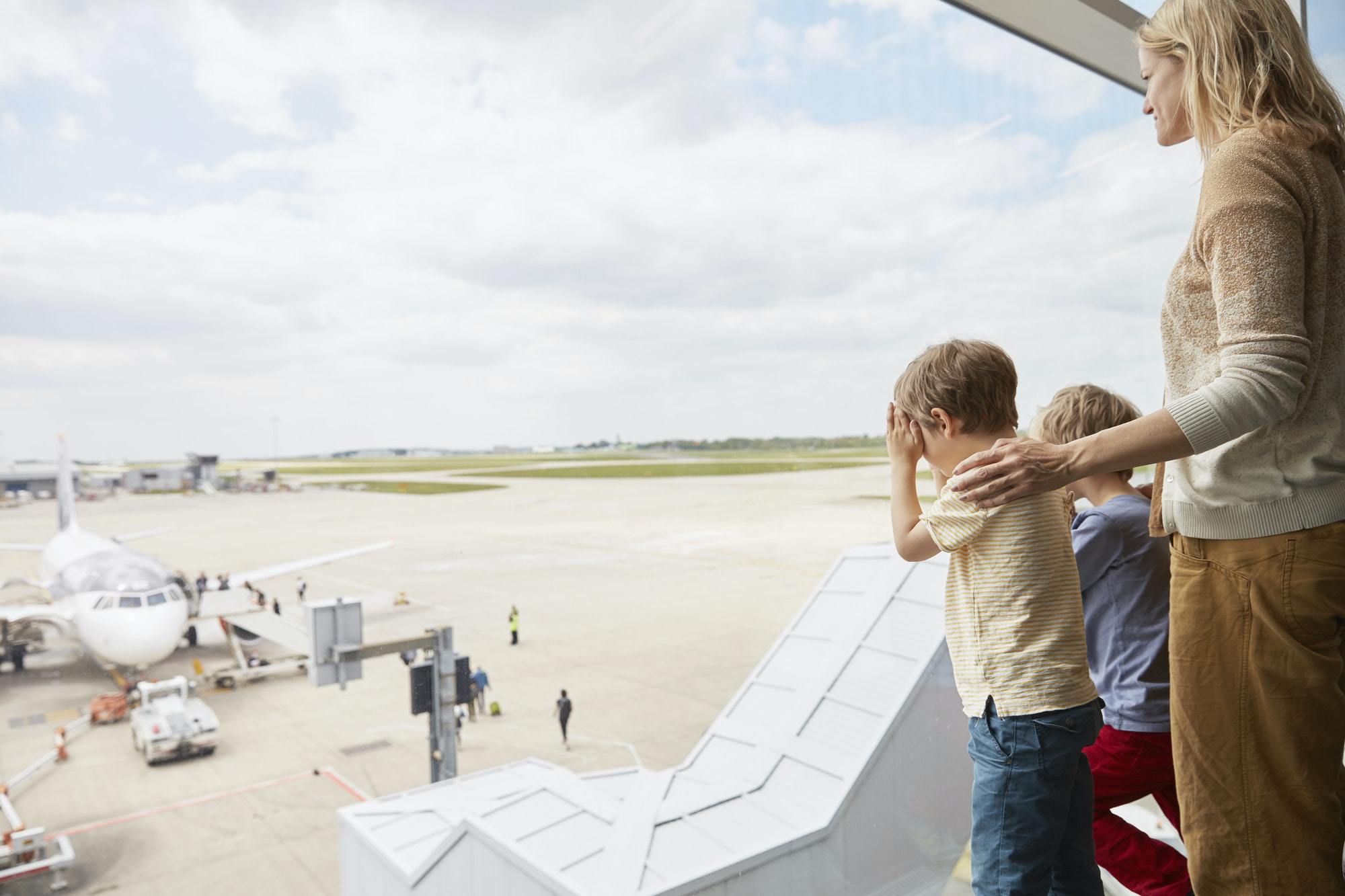 Surviving Holiday Travel With Kids 101