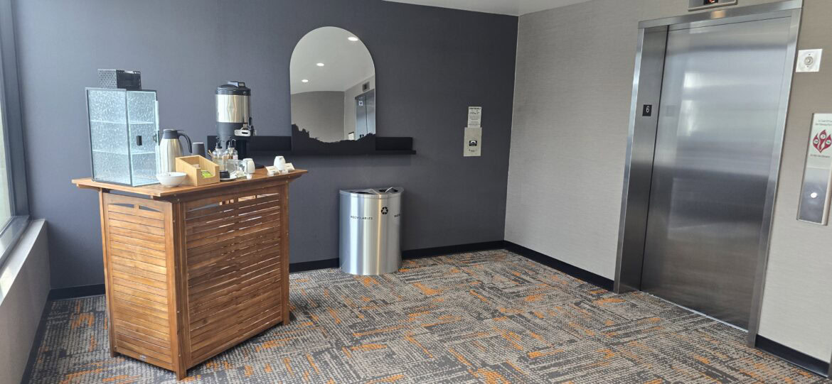 hotel club lounge worth it 2026