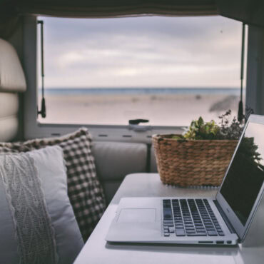 digital nomad pitfalls