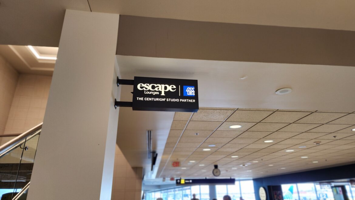 Escape Lounge Amex Sign at MSP -premium credit card lounge access 2026