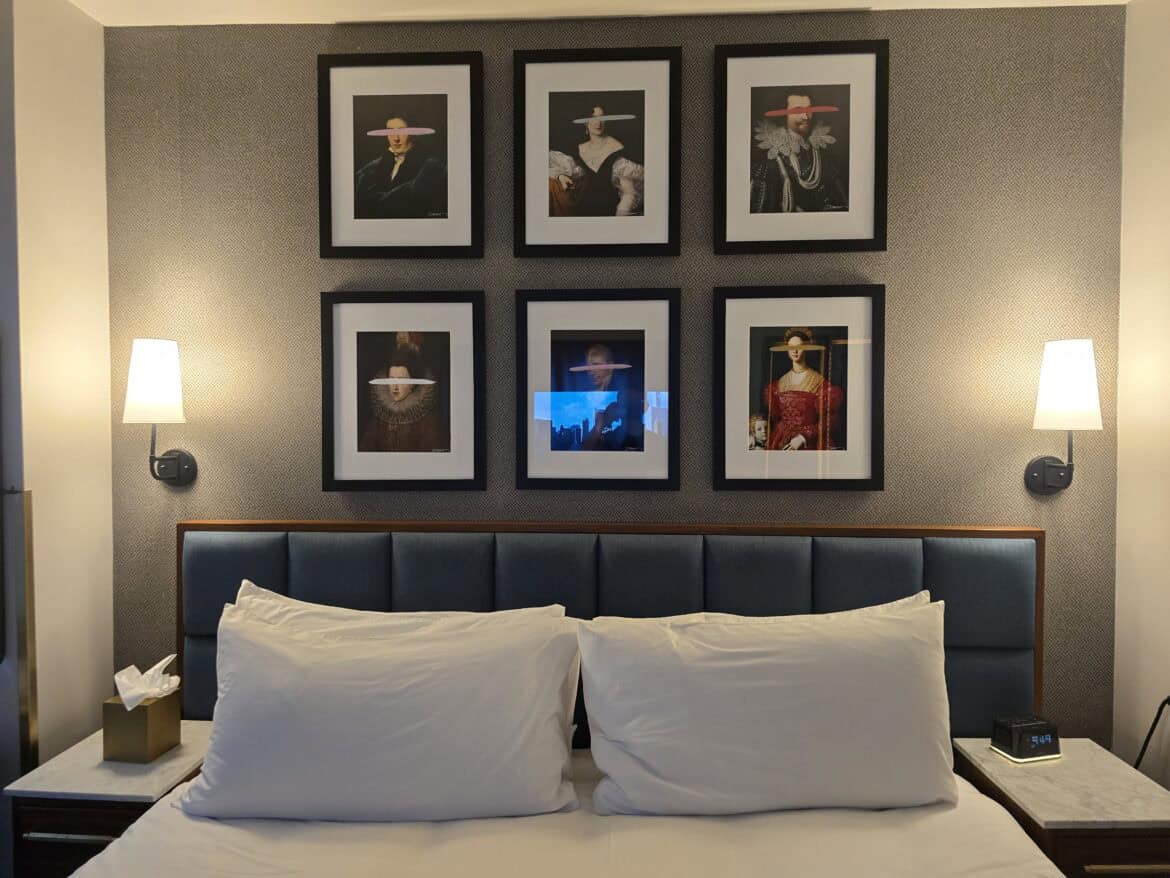 A day rate to check out this above bed art might work out better now that hilton award rates are rising
